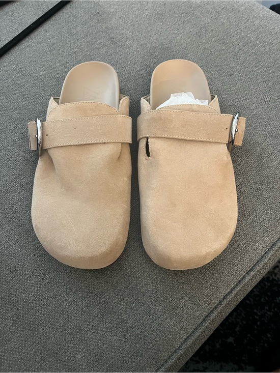 Zara Shoes - ZARA NWOT Beige Suede Slip-On Clogs with Buckle Strap